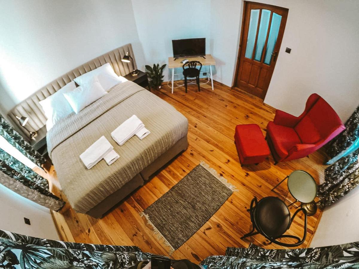 Apartamenty W Wiezy ชวิดนิตซา ภายนอก รูปภาพ
